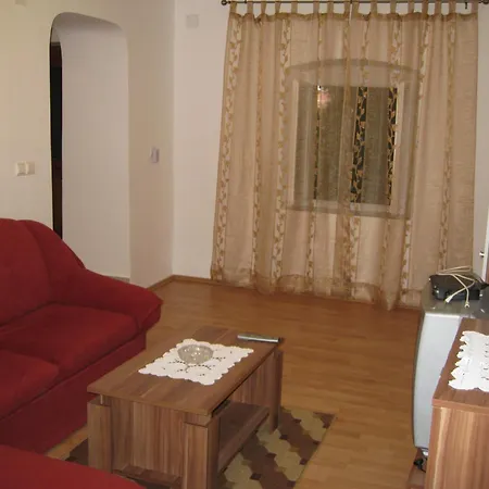 With A Parking Space Galizana, Fazana - 11712 Apartmán *